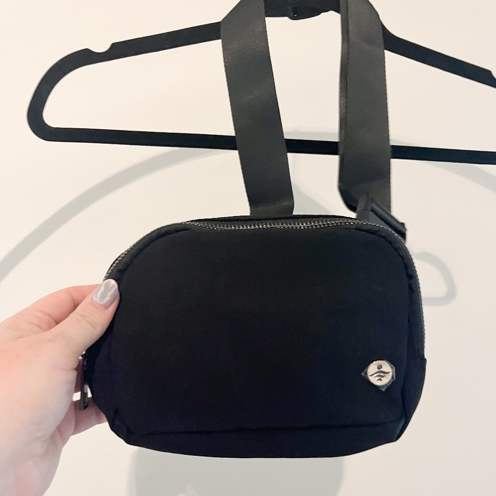 Halara Logo Casual Waist Bag